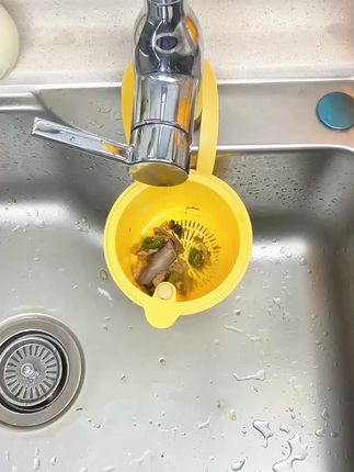 原来只有在水龙头安个挂钩沥水收纳袋,倒剩菜残渣就不会堵水池了,还能收纳洗刷工具#水槽沥水架#水槽沥水篮#沥水篮#厨房必备神器 #生活好帮手