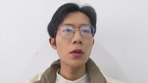 跳出消费者陷阱,做价值生产者! 争做豌豆射手,打败铁桶僵尸!
马克思说,活劳动是价值创造的唯一源泉。别让碎片化的消费消磨掉你的创造力,争做生产者,就是践行马克思笔下的活劳动:以主动的实践、持续的输出,让自己成为价值链条的源头,而非被动的价值消耗者。
#独立思考 #生产者#价值#就业 #大学生