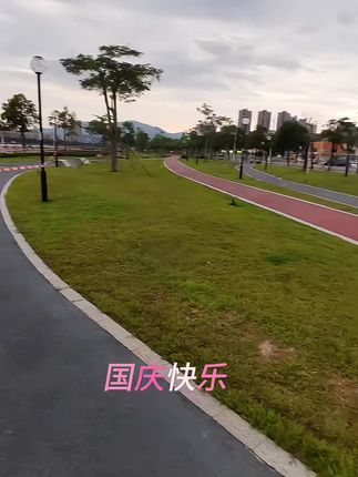 漫花4D压花8大包抽纸实惠装家用纸桌面餐巾纸(170*140mm*280张)装#纸巾 #看过来 #实惠 #划算 #漫花抽纸推荐