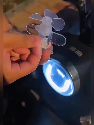 风力发电小飞机车载装饰彩灯电动车摩托车风能LED亮光汽车氛围灯 #风能飞机灯 #飞机灯 #汽车 #电动车 #炫酷