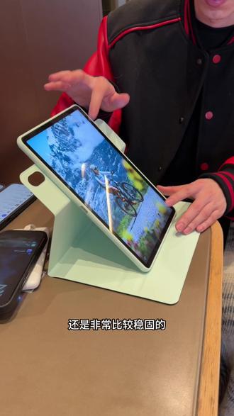 川雅青旋转软胶平板壳搭配华为matepad11.5银色平板
