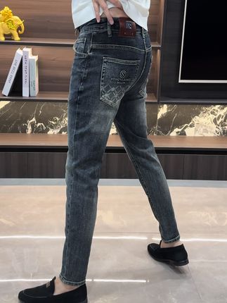 #牛仔裤 #简约大气 #轻奢男款牛仔裤 #精品牛仔裤男 #显瘦牛仔裤