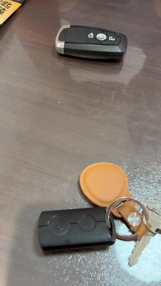 沉浸式邀请老司机教教我们
如何更换汽车纽扣电池
#纽扣电池 #理想汽车 #福特锐界 #雅马哈摩托 #南孚电池