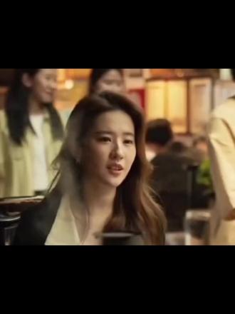 第一层含义:修炼要由下而上,由简入繁,不可能一步登天。
第二层含义:人不活在过去和将来,要活在当下。把今天该做的事情做好,才是最应该做的事情。
第三层含义:回头脏,你从三层扫到五层,你再去看三层又是脏的,但是你人已经在五层,说明你成熟了。
第四层含义:专注做好每一件平凡的事就是修炼,眼前灰,眼前扫,活在当下,过去已逝,未来不期