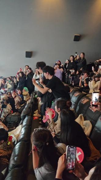 高超高越现场来支持马总(王天放)新剧啦
快来看年少有为!腾达集团简直梦中情司
连高超高越都想入职!#年少有为 #高超高越 #高超高越现场入职腾达集团