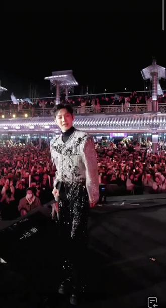 精彩高迪 高迪真的带着十万人来万岁山啦#高迪#迪家军#马僖嘉#精彩#一人我饮酒醉