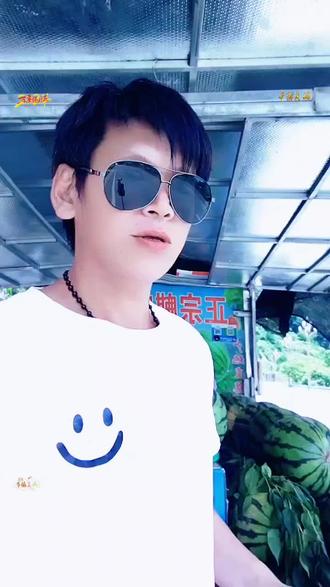 我多么希望有富婆看上,夜夜又可当新郎,钱用麻袋装,从此生活奔小康😂😂😂😂
