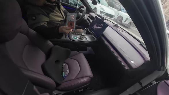 第一视角带你体验维修氛围灯不亮故障#小米SU7#氛围灯改装 #第一视角