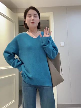 显瘦蓝色不贴腿直筒喇叭裤女2025秋款梨形四面弹百搭宽松牛仔裤#显瘦蓝色#补贴腿直筒喇叭裤#2025秋季新款#百搭#宽松休闲