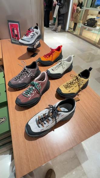 #KEEN #韩国买手 #KEEN鞋子 登上徒步必备!人手一双!