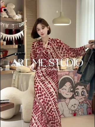 一眼明艳超显白女神感港风美人斜裁完美身材飘飘连衣裙#女神穿搭 #气质仙女裙穿搭 #时尚穿搭女装 #时髦穿搭 #高级感穿搭