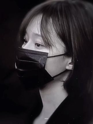 你對我來說是宇宙,但我對你來說是一顆星嗎? #金玟庭