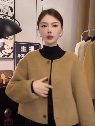 毛呢外套小香风秋冬圆领宽松大衣双面短款女装西装 #百搭穿搭 #毛呢外套 #短款双面大衣 #简约时尚又百搭 #休闲又洋气减龄