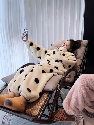#睡衣家居服 #慵懒风穿搭 #睡衣家居服 #宅家睡衣秀 #强烈推荐