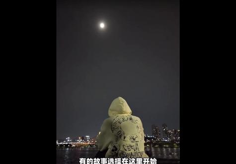你就这样深情的聊天 对不起请原谅我在你转身的时候笑喷了。。。#AK刘彰#刘彰#ak刘彰@AK刘彰(5.16南京巡演)