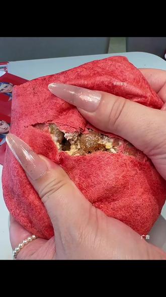 川辣贡菜红运嫩牛五方来啦!
嘎嘣脆 嘎嘎香
好吃死了#肯德基 #肯德基新品 #kfc优惠套餐 #肯德基嫩牛五方回归 #比会吃更会吃