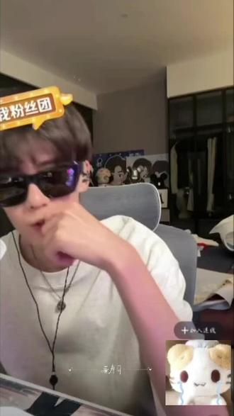 要整这么煽情吗🥹🥹🥺我会一直陪着你的!#刘佳梁#感动😭