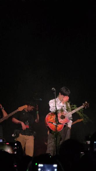 理想三旬 十年听歌,终赴现场#陈鸿宇#巡演现场