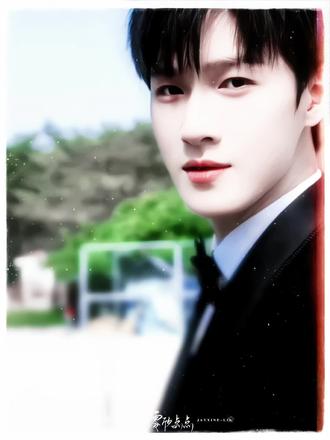 我年少 你飘渺~ #李昀锐 #李昀锐lin #我年少你飘渺 #你是凭实力刷到的 #流量扶持 @抖加🔥上热门🔥dou+🔥热点宝 @DOU+小助手