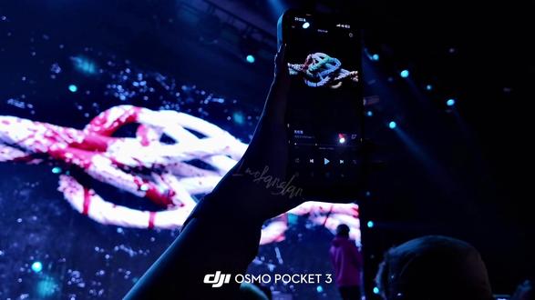 死疙瘩现场版🥰氛围特别好 但是由于站的太靠前 相机录制炸麦很严重 现场很好听音效很好。 感谢绵阳! 感谢双脚离地!#livehouse #双脚离地 #绵阳star #死疙瘩