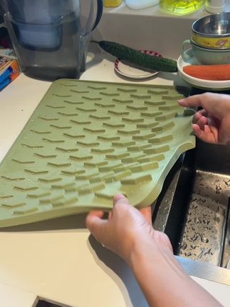 还是我喜欢的颜色,放在水槽边正好