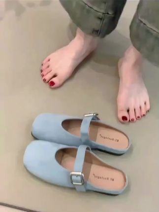 #凉鞋女款拖鞋 #便宜又好穿 #穿出高级感 #今日分享 #鞋子穿搭