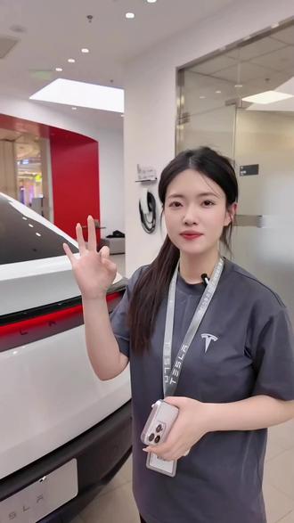 特斯拉怎么设置后备箱角度?#特斯拉 #特斯拉后备箱