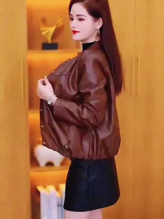 #【气质女人专属】2025春季新款海宁皮衣女不起皮不爆皮软皮外套#减龄气质 #高级感穿搭 #谁穿谁好看特别有女人味