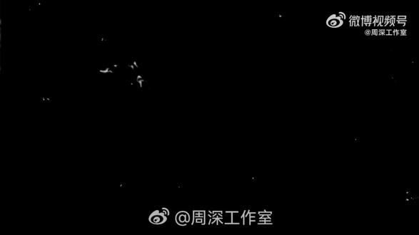 周深2026年,荣誉!!!
祝深深新的一年身体健康,与米子多多相遇,要好好爱自己!!!
#周深#2026年年度日记