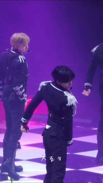 露露跳成人礼简直赏心悦目#riku #前田陆 #nctwish #成人礼 #陸