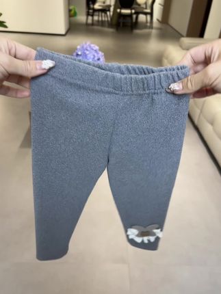 #打底裤 #生女儿就是用来打扮的 #百搭裤子 #秋季穿搭 #保暖又好看