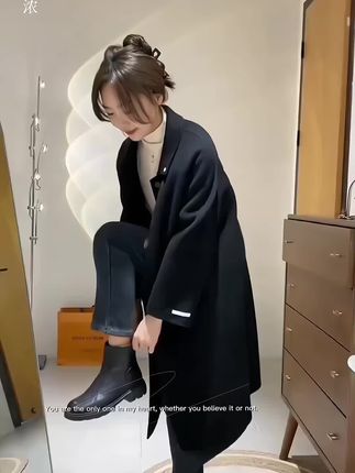 秋冬小立领打底衫新款上市,时尚百搭,减龄显瘦#打底衫 #时尚搭配 #今日穿搭分享