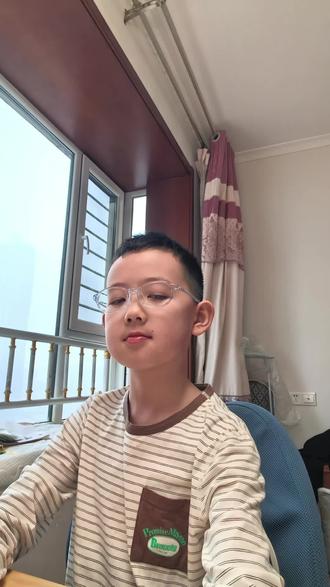 《三国演义》第二回 曹操智勇献宝刀