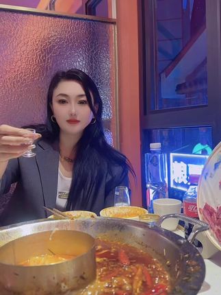 小黄车👇