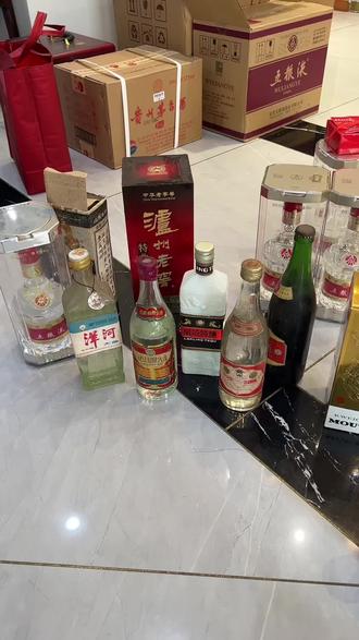 80年代汾酒,80年代双沟大曲,青岛即墨老酒 #青岛礼品回收 #青岛茅台 #茅台 #汾酒 #白酒