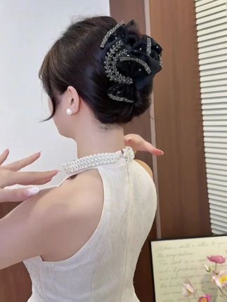 #头饰发饰 #头饰搭配 #精致女人必备  #配饰的重要性 #洋气减龄