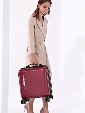 #商务行李箱 轻便商务登机行李箱防刮耐磨女小型免托运密码拉杆旅行箱#旅行箱 #行李箱 #拉杆箱 #拉杆行李箱
