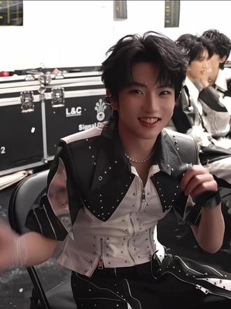 我有大舌头~#恩仔#穆祉丞