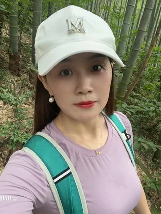 #生命在于运动一起锻炼吧 #大山里的味道 #自律遇见更好的自己 #爬山打卡 周末五峰岩爬山开心!