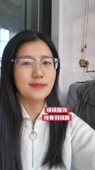 #瑛瑛服饰工厂定制 明天猴姐直播,她家的排骨羽绒服明天有吗,知道的姐妹告知一下谢谢#猴姐工厂定制女装 #排骨羽绒服 #好物推荐🔥