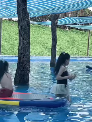 夏天来啦~ 不玩水不夏天,#爱玩水的小朋友 #孩子的快乐很简单