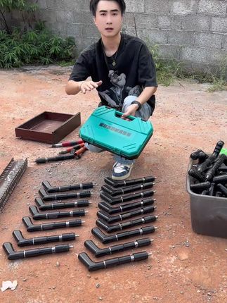 升级款消音固定器,打钉轻松省力#打钉器 #五金工具
