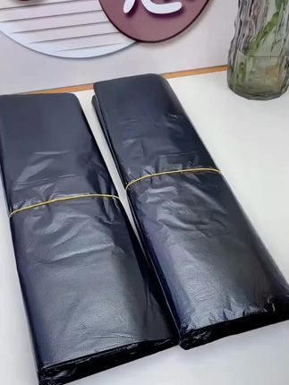 这垃圾袋质量也太好了吧,使劲扯也扯不坏#垃圾袋 #超实用 #超级便宜划算 #家用必备