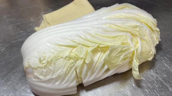 非常下饭的一道菜,白菜烧豆皮#抖音年味争霸赛