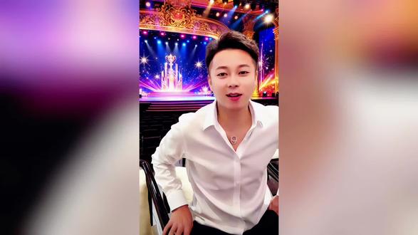 胜仔“星光璀璨·盛典之夜”:这哪是盛典,分明是8013的年度 家宴#胜仔 #胜仔团队 #8013 #大舞台 #阿根娱乐