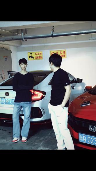 原本可以做个坏男孩,可我老实害羞单纯专一害了我.