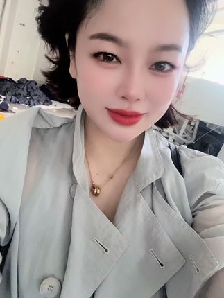 玫瑰倾心野草的自在,科迪全自动开袋机偏爱效率的畅快——一键启动,袋袋精准开启,告别手动繁琐,让生产如自然共生般顺畅#科迪全自动开袋机 #开袋机 #激光开袋机 #服装厂开袋机 #开袋机加工