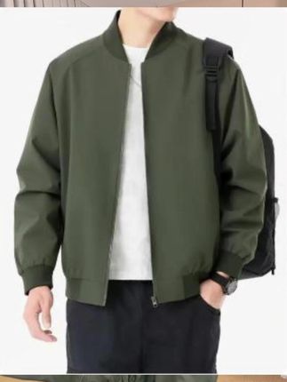 几十块钱给我老公薅到了一件这个稻草人啊, 今年秋季新款的小夹克外套。#外套 #男生穿搭 #男士外套 #男士穿搭 #夹克外套