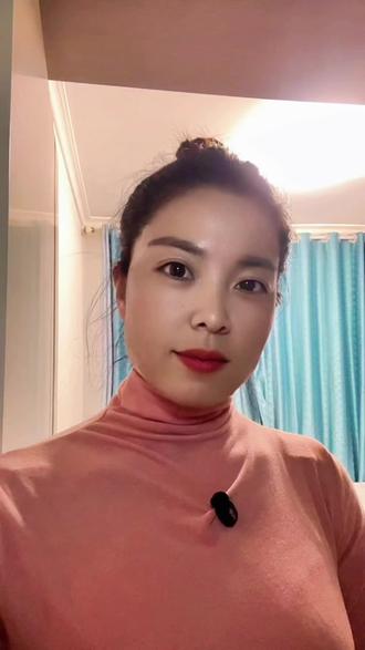 你是属兔的吗,我也是,1987丁卯兔,炉中火命。虚岁40,周岁39,活了14600天。脸上的纹、头上的白,都是时光的印记。不抗拒岁月,只珍惜当下。欲买桂花同载酒,终不似少年游。愿87年的我们,温柔有底气,越来越好#1987年的兔子 #生肖兔 #欲买桂花同载酒终不似少年游 #虚岁40 #属兔的人 @抖音小助手 @抖音Dou+上热门 @岚岚在改变