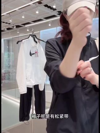 NIKE女子夏日户外休闲运动夹克外套 HV2648-100#耐克外套#运动外套